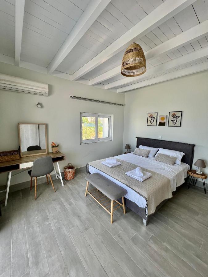 Vaso Beach Front Villa Ialysos  Exteriör bild